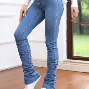 Solid Ruched Skinny Jeans